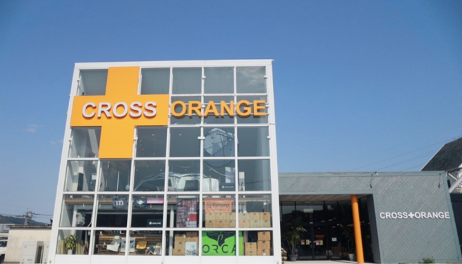 クロスオレンジの店舗外観